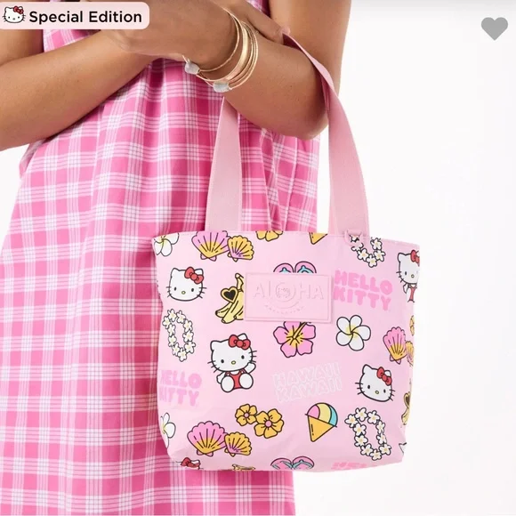 Aloha Collection Hello Kitty Pink Mini Tripper - Picture 4 of 6